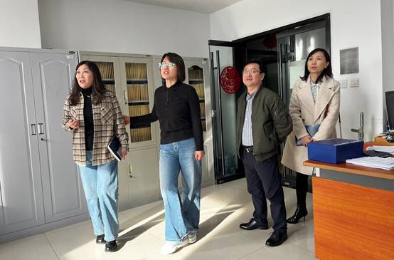 9ecada04c3e4c98a04595fa090d6c3d