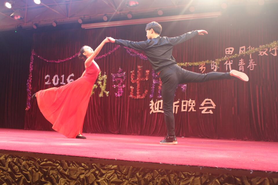 7B6324888FD4374913E0D100CEF5D1FB