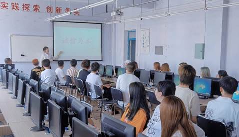 866f680f3a75249888db5d3390e28dd