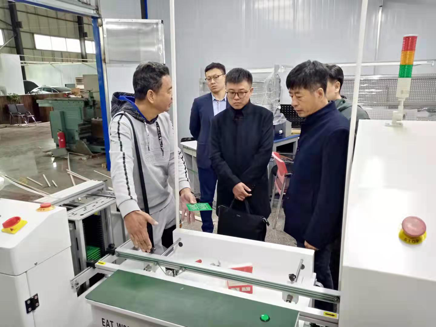 长春市高新区科技局一行赴我院调研考察